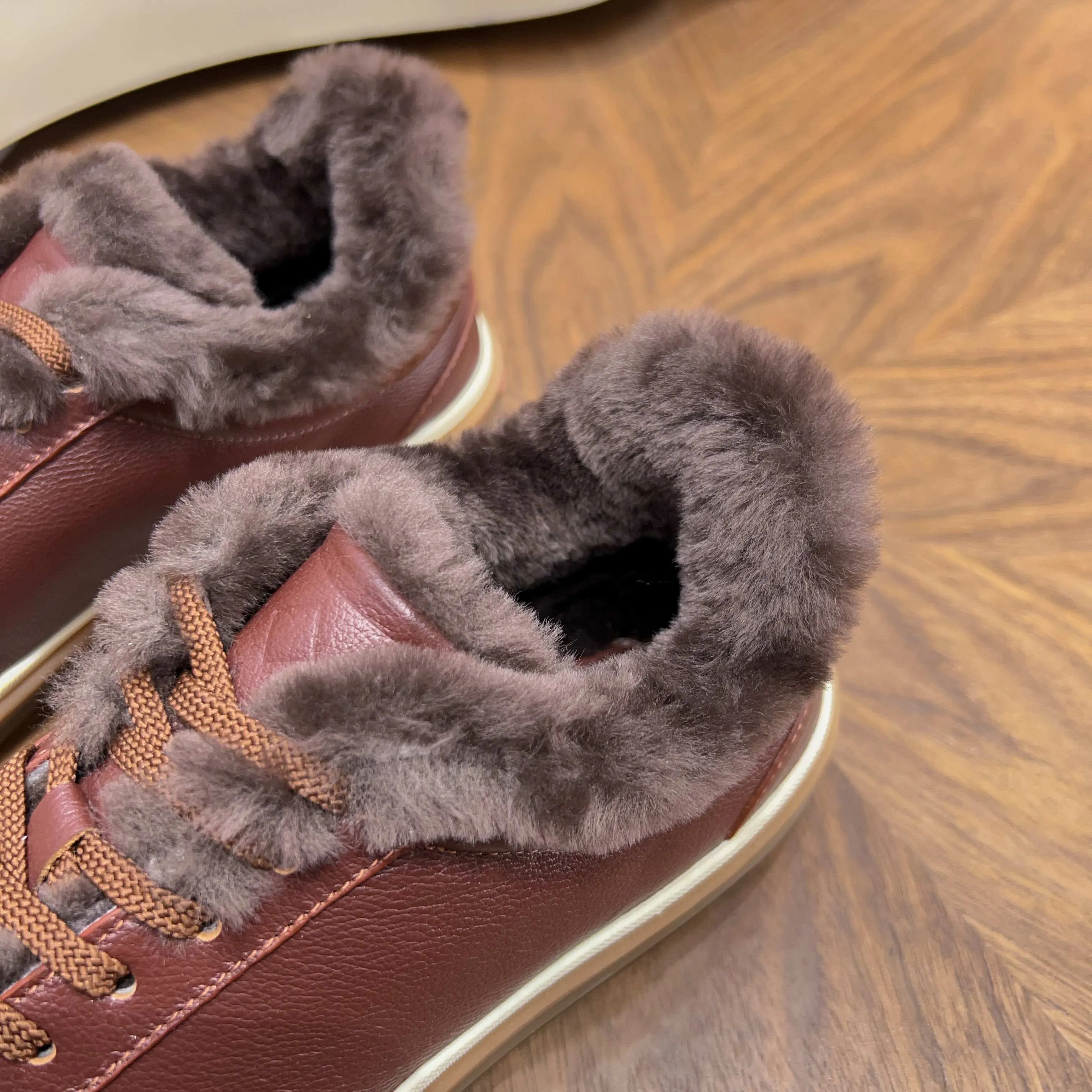 💰740 Loro Piana - Classic casual wool shoes, men's lace-up casual shoes and sneakers, high-quality lightweight and comfortable fabrics, suitable for outdoor leisure, the color is young and energetic, and it looks great with sportswear or casual suits! Code number: 39-44 (45, 46, can be customized)